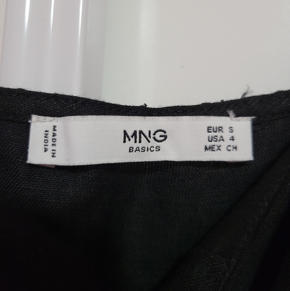 MANGO buttoned black romper/jumpsuit with pockets - Picture 4 of 5